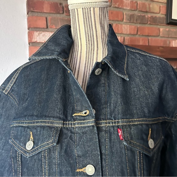 Levis Extra Long Denim Trucker Jacket Dark Wash Sz S - Picture 5 of 12